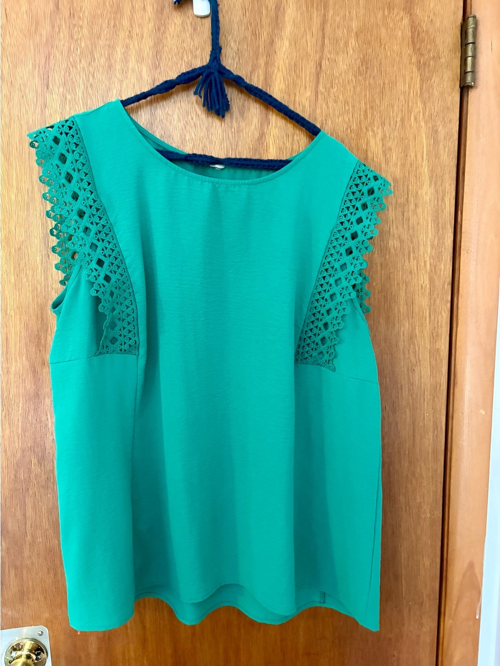 Crochet-Trim Sleeveless Shell Top - Emerald Green